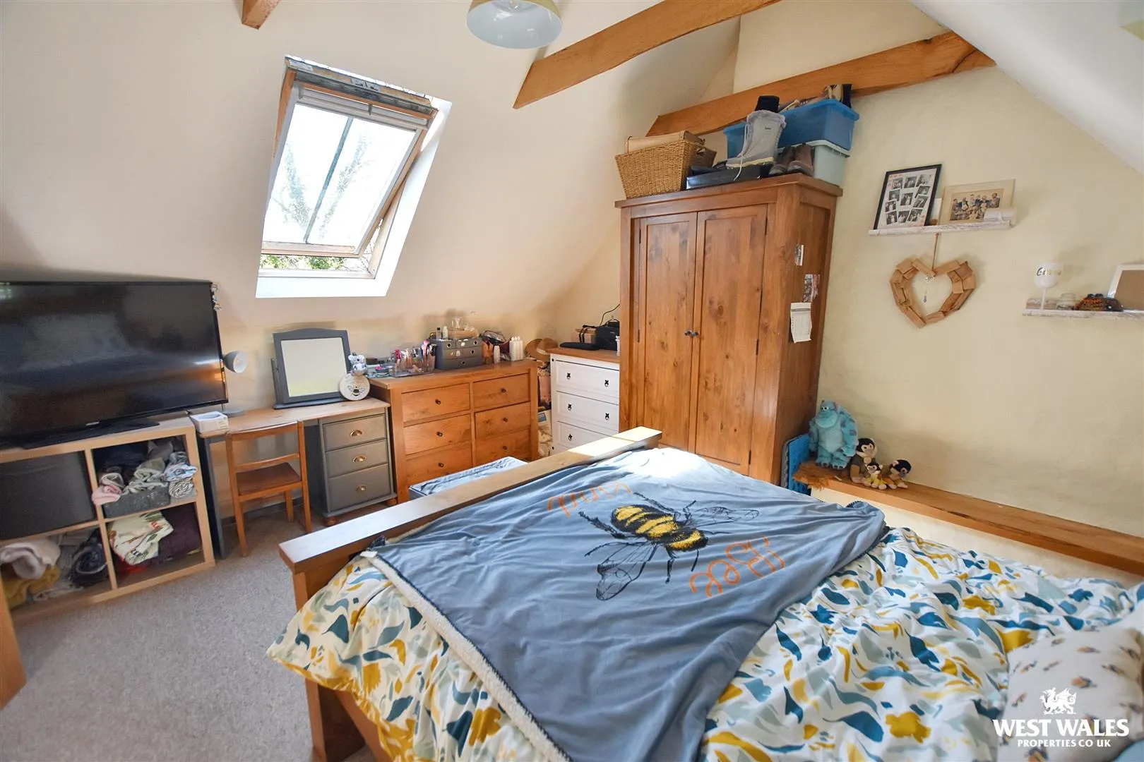 5 bed Manor House
