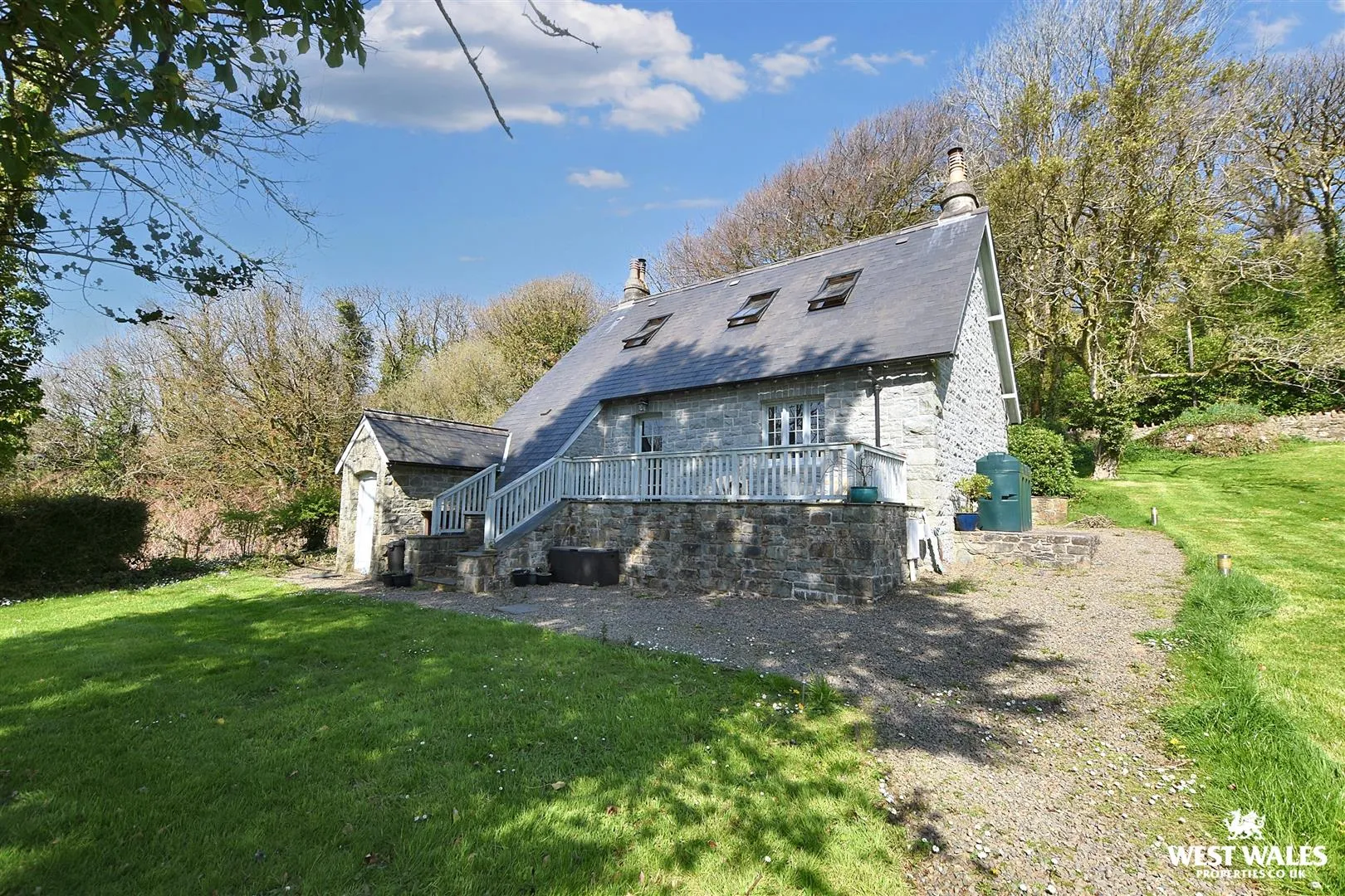 5 bed Manor House