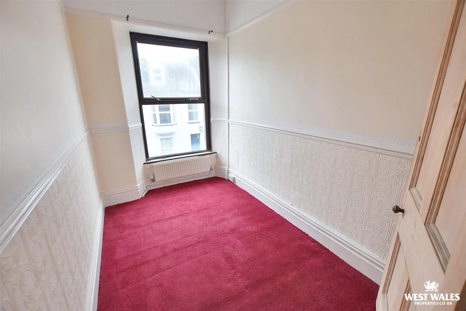 7 bed Terraced