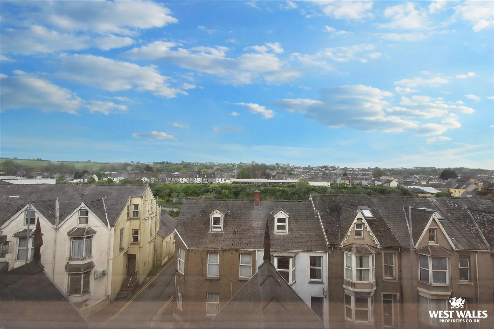 7 bed Terraced