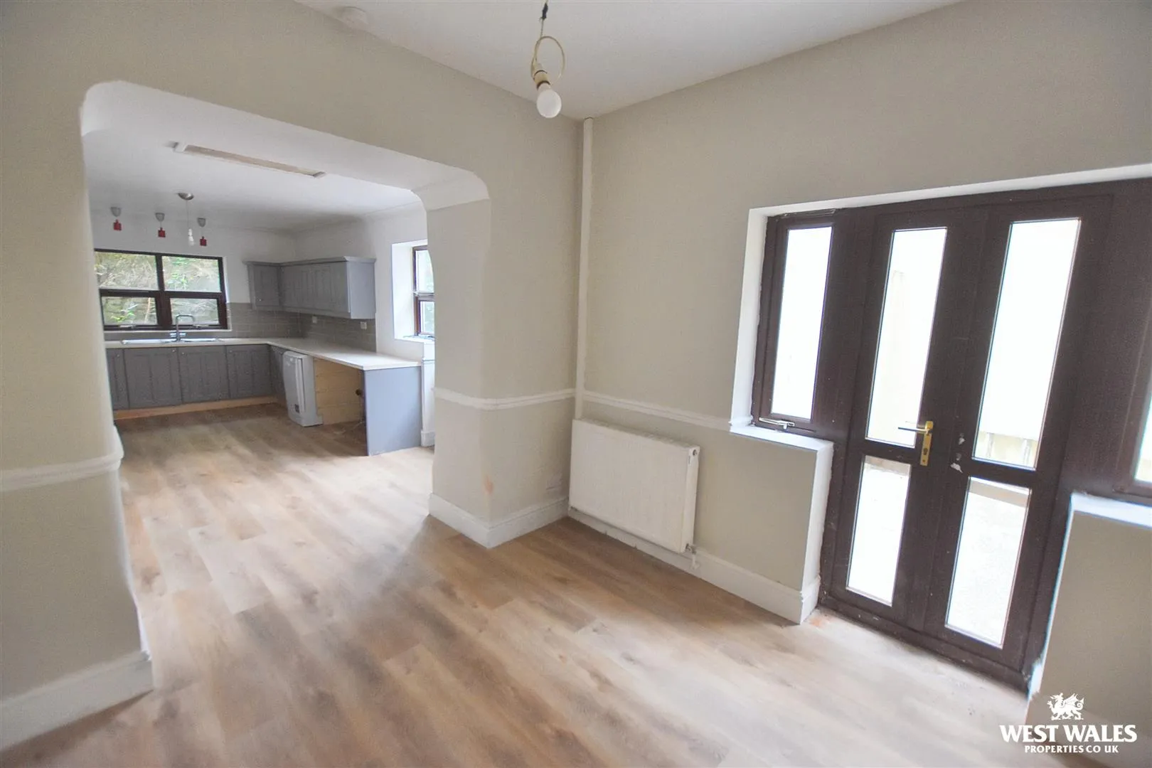 7 bed Terraced