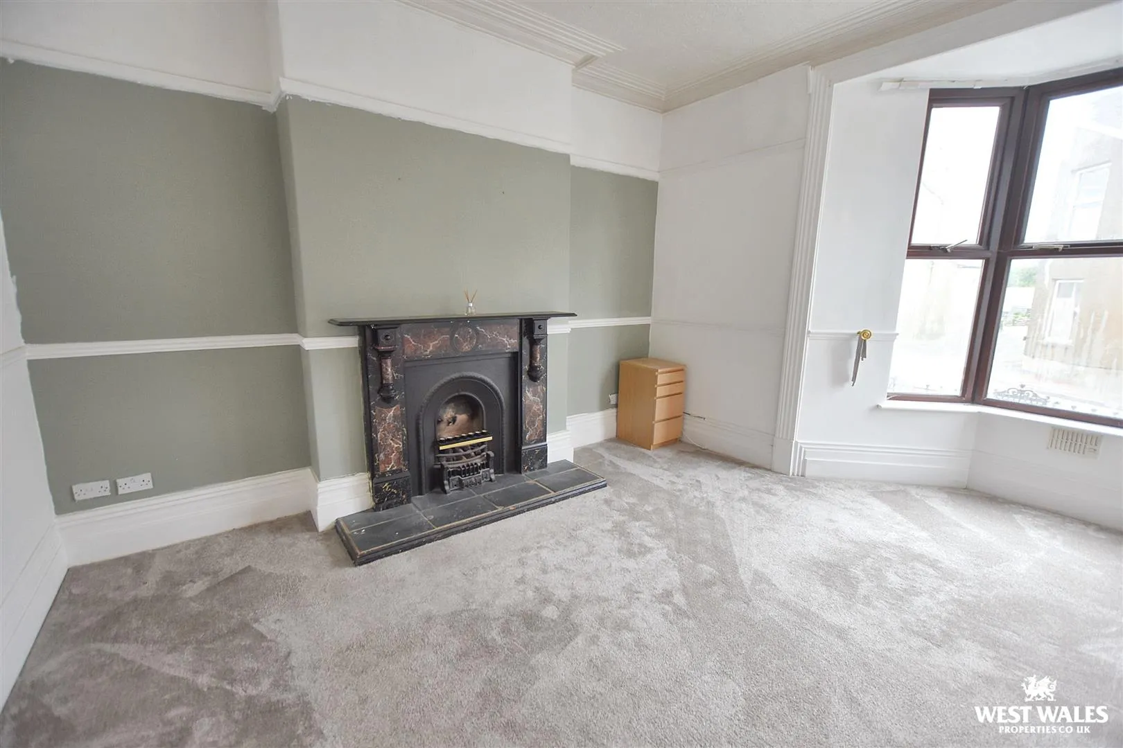 7 bed Terraced