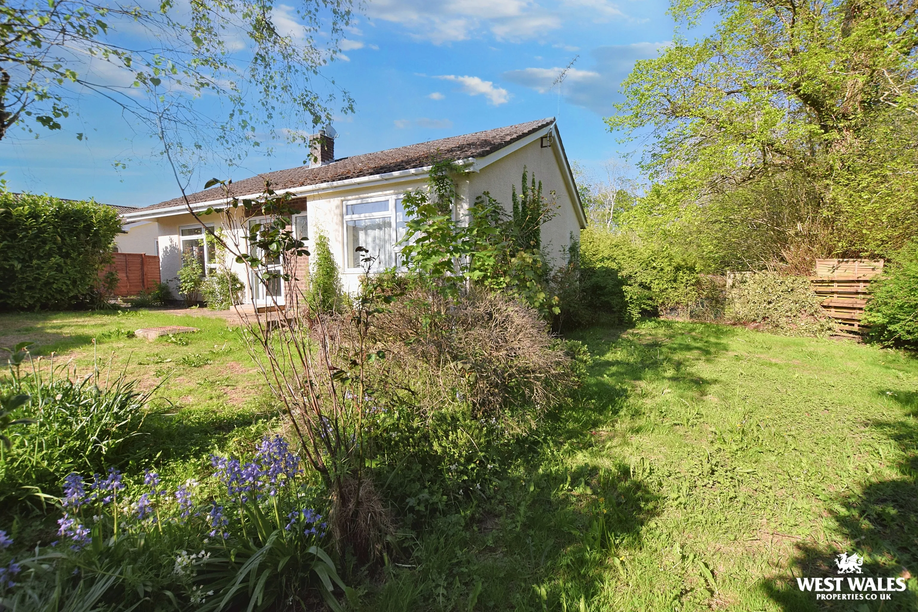 2 bed Detached Bungalow