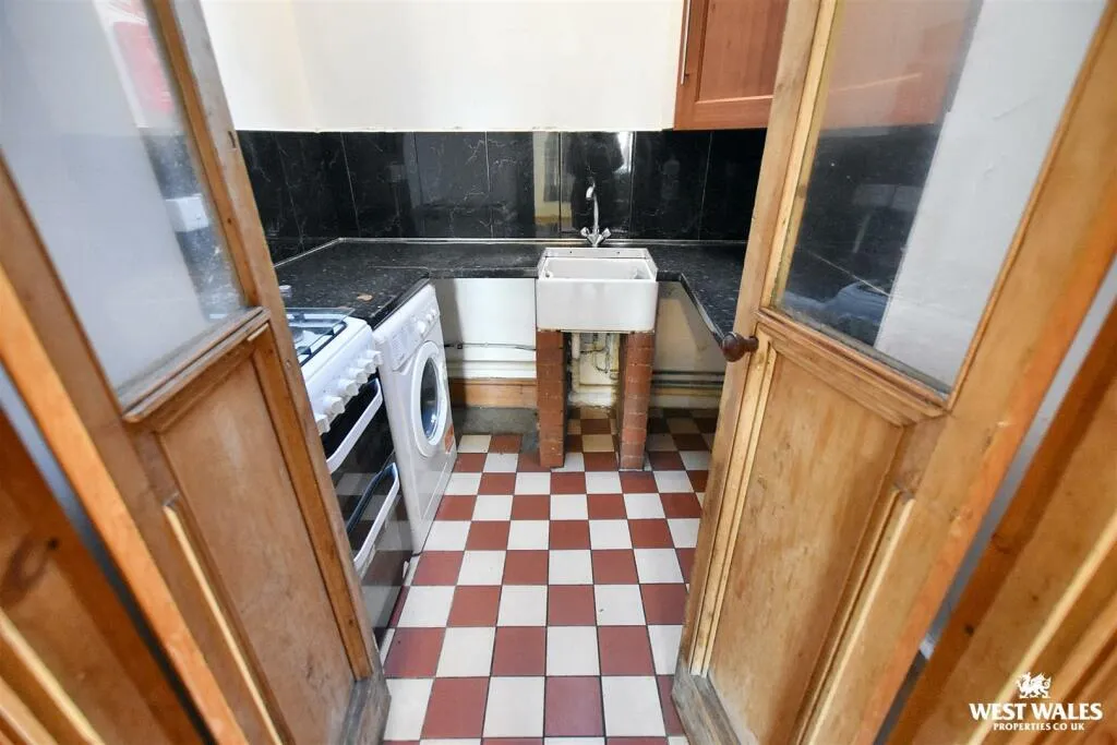 3 bed Town House
