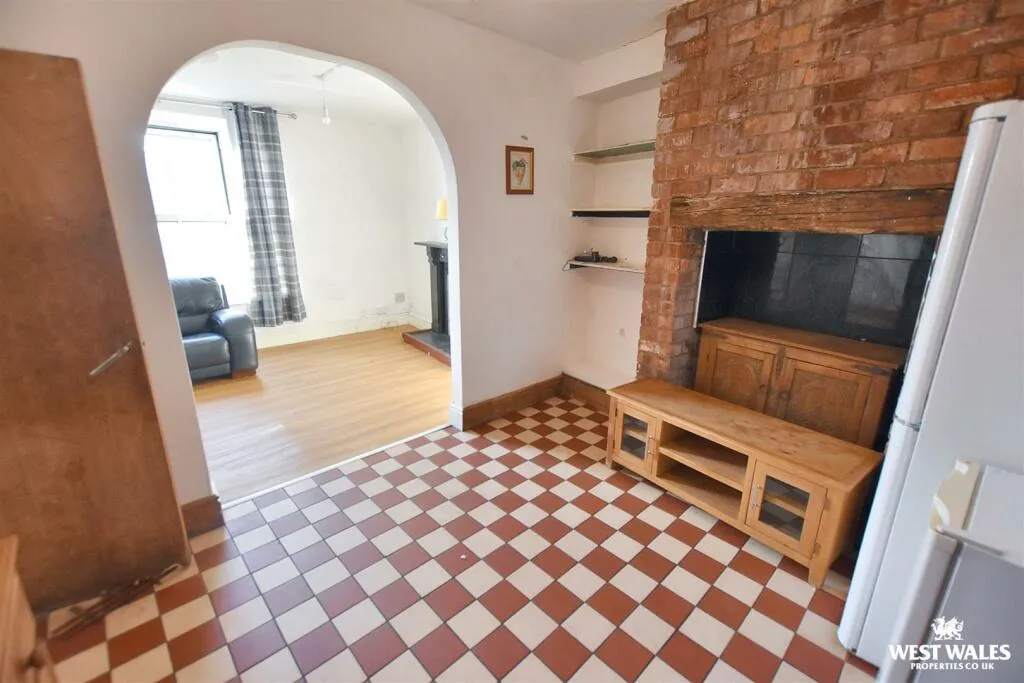 3 bed Town House