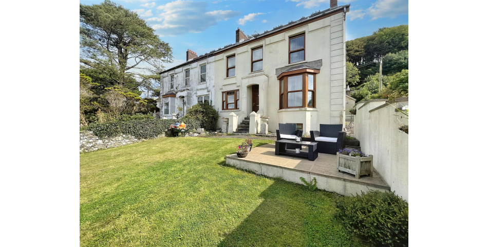 Marine Cliff & Penderi, Ferryside