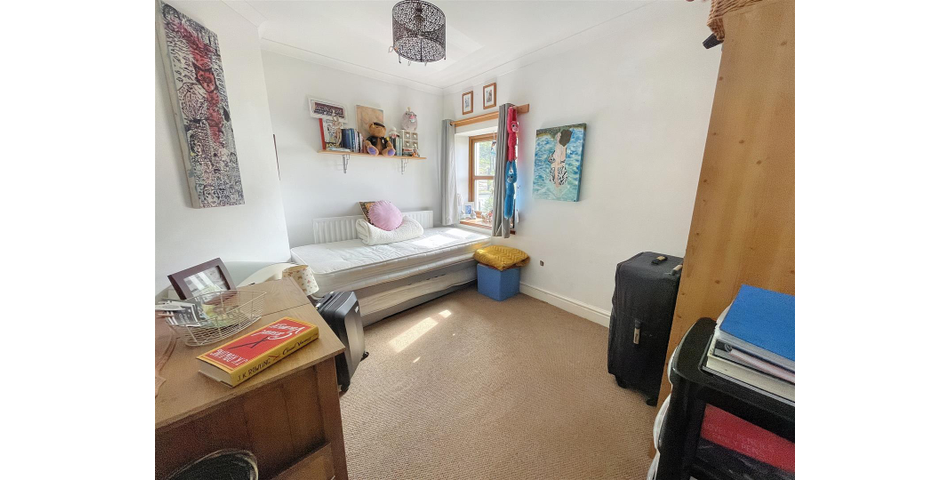 Marine Cliff & Penderi, Ferryside