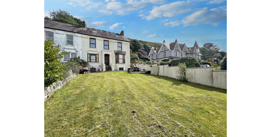 Marine Cliff & Penderi, Ferryside