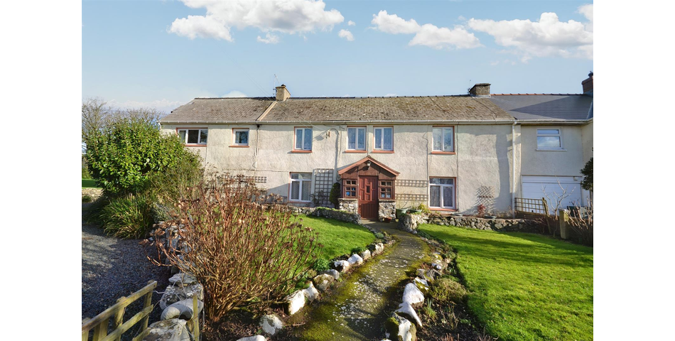 Torbant Farm House