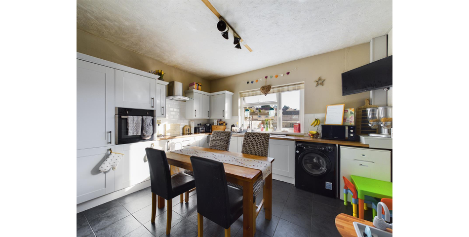 50 Glyn Road, Lower Brynnaman