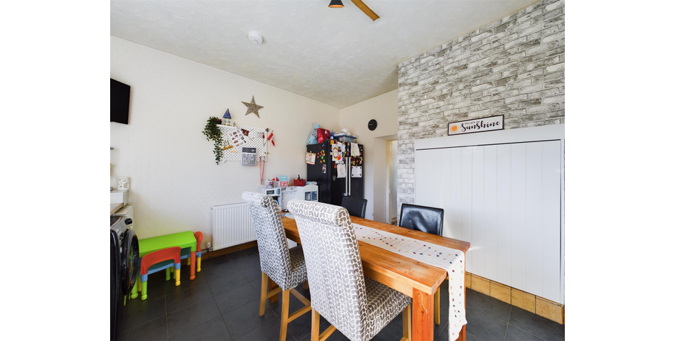 50 Glyn Road, Lower Brynnaman