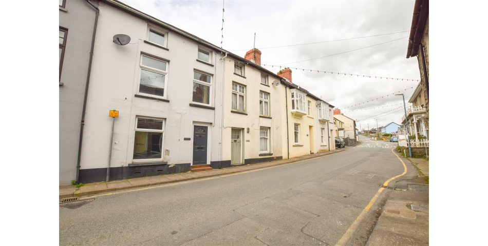 High Street, Llandysul
