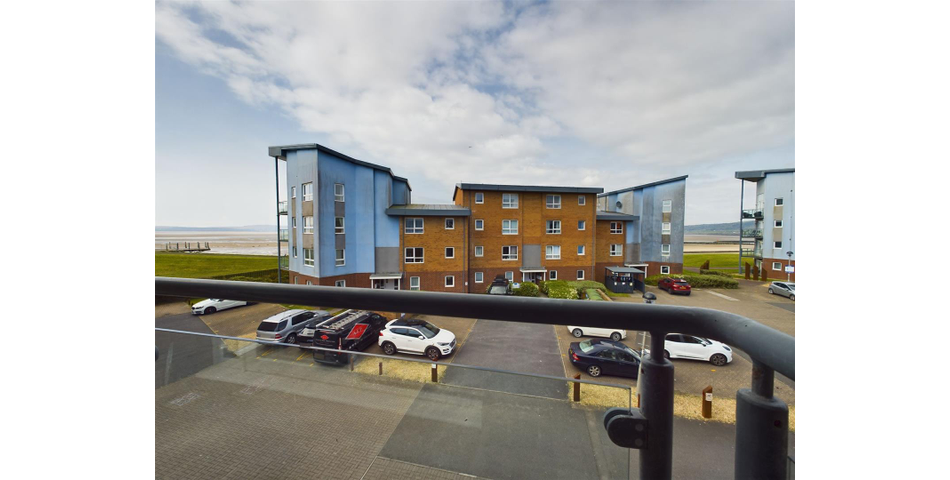 5 Cwrt Afon Lleidi, Millennium Quay