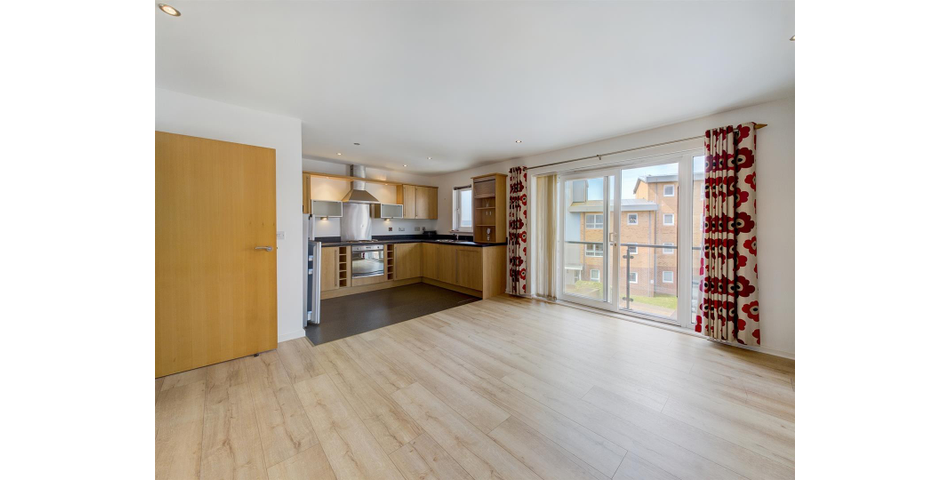 5 Cwrt Afon Lleidi, Millennium Quay