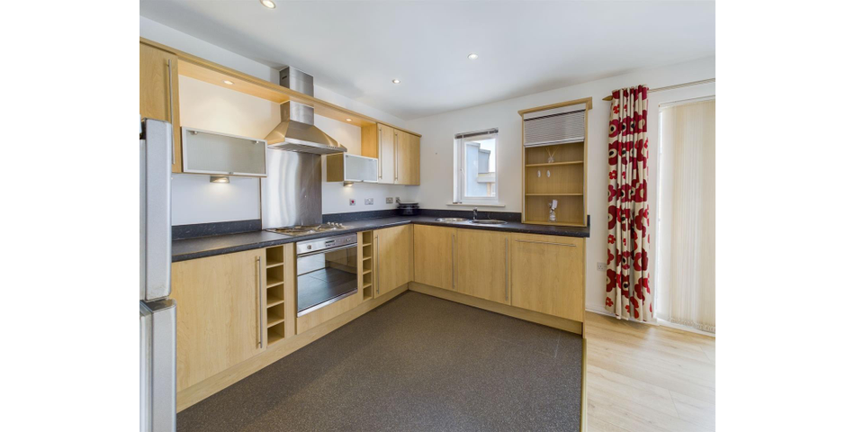 5 Cwrt Afon Lleidi, Millennium Quay
