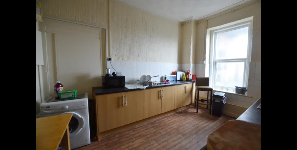 Mixed-use Commercial and Residential Unit