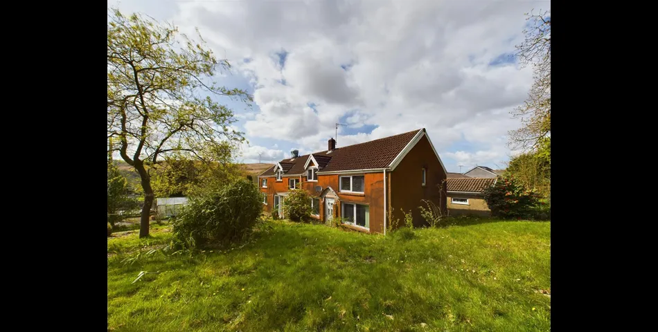 Heol Y Gors, Cwmgors, Ammanford