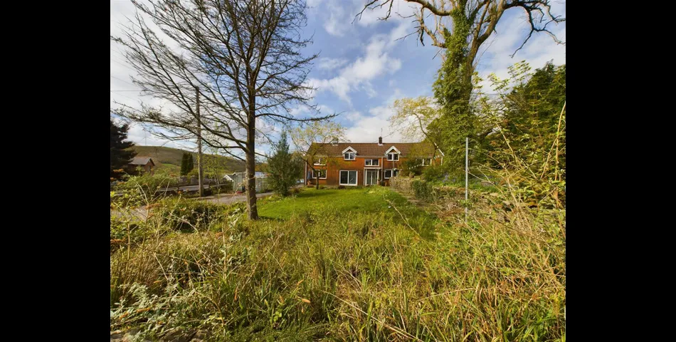 Heol Y Gors, Cwmgors, Ammanford