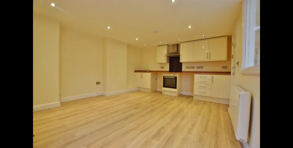 A Complex of 7 Apartments with Estuary Views