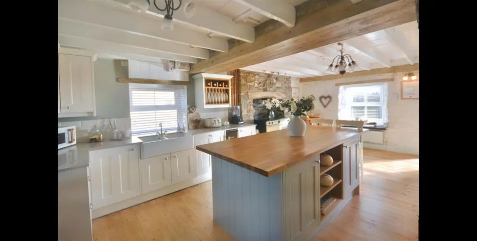 Detached Four Bedroom House, Carmathen