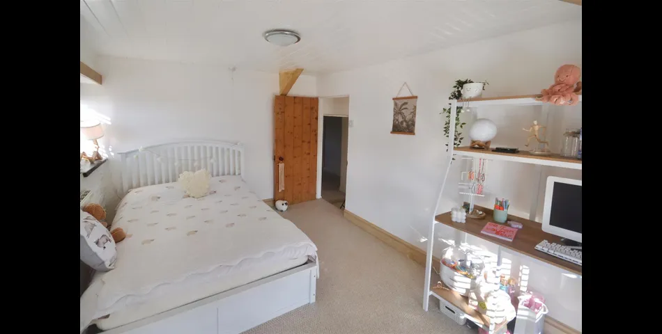 Detached Four Bedroom House, Carmathen