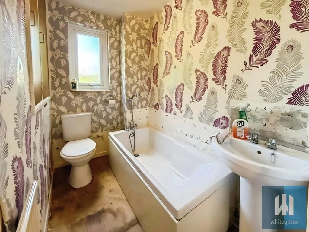 2 bed House