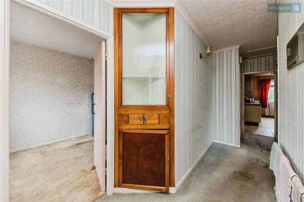 3 bed Semi-Detached Bungalow