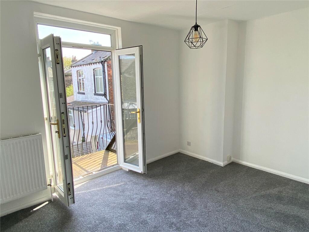2 bed Terraced