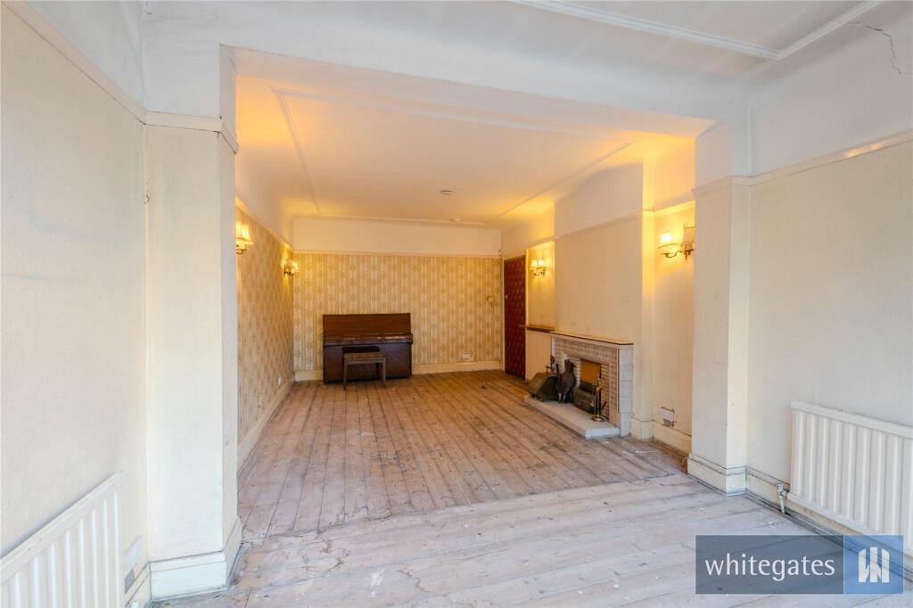 4 bed Semi-Detached