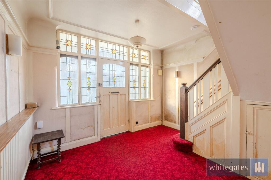 4 bed Semi-Detached