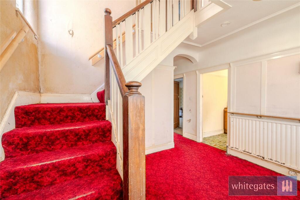 4 bed Semi-Detached