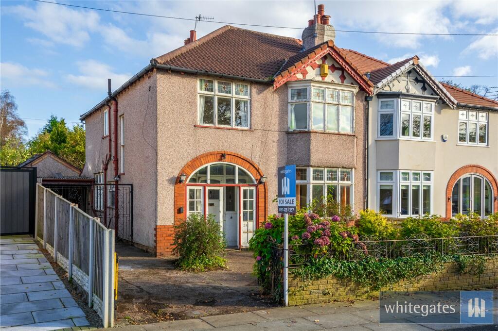 4 bed Semi-Detached