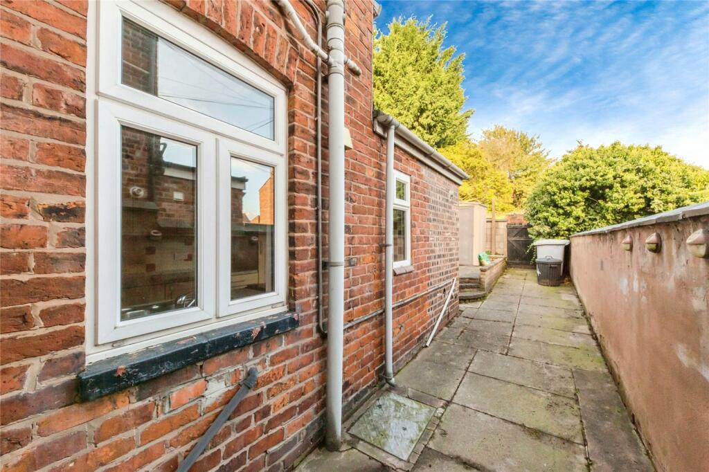 2 bed Terraced