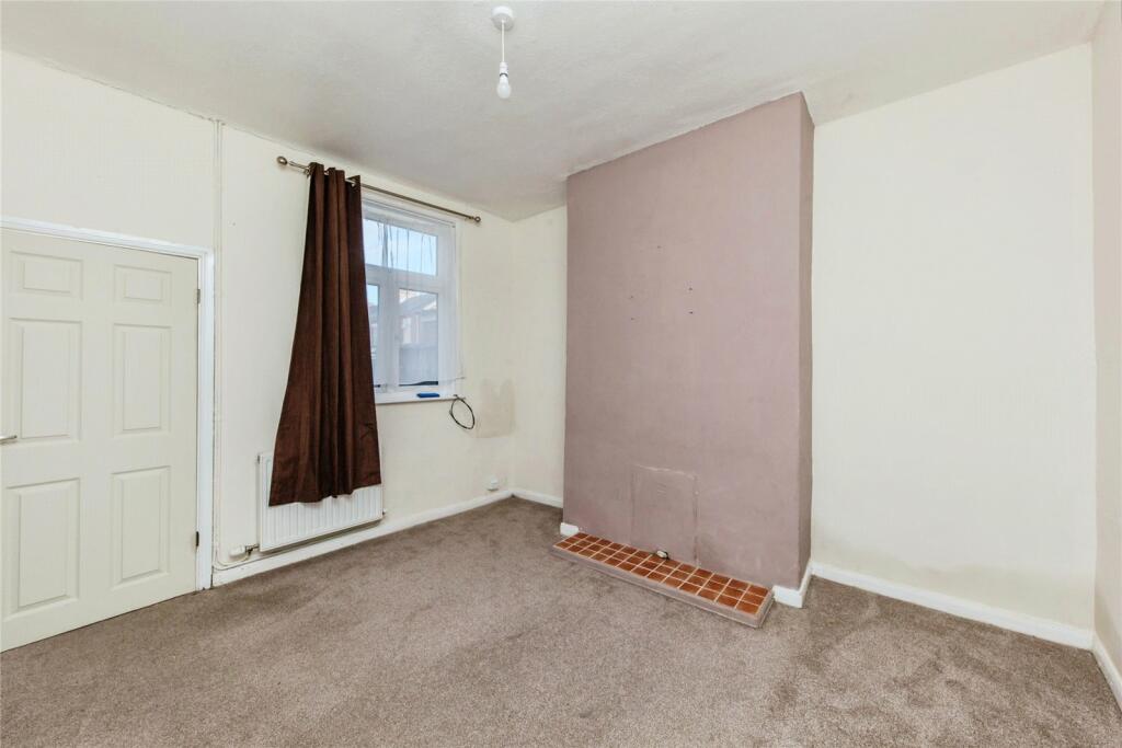 2 bed Terraced