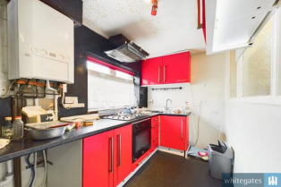 4 bed Terraced
