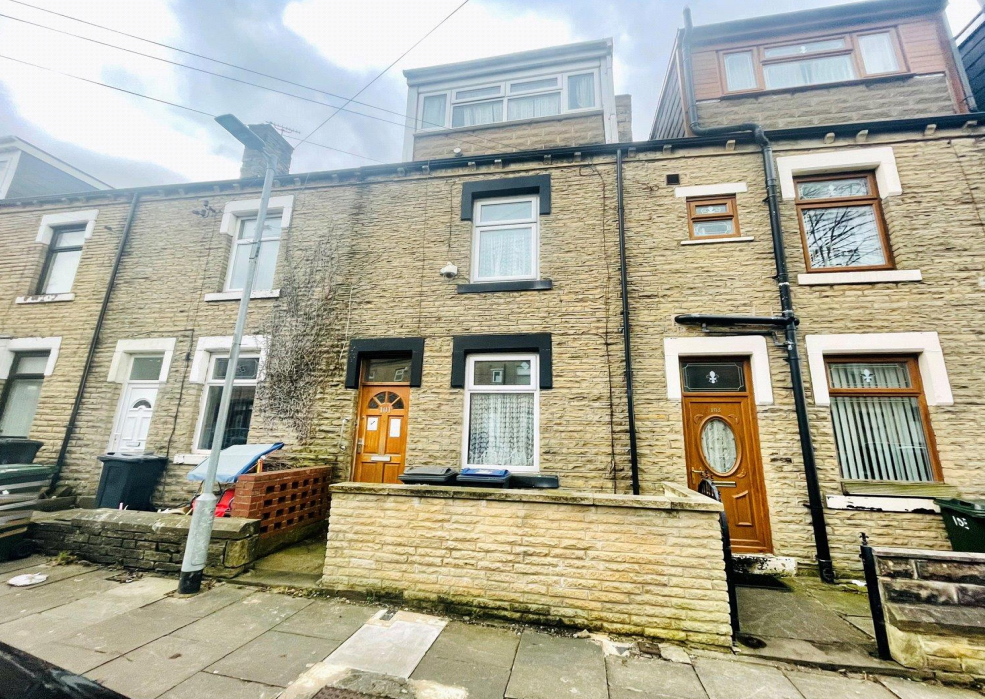 4 bed Terraced