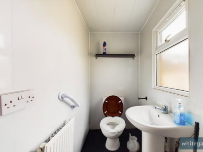 4 bed Terraced