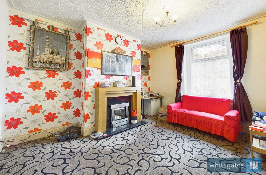 4 bed Terraced