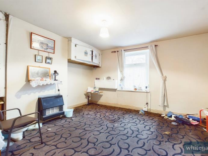 4 bed Terraced