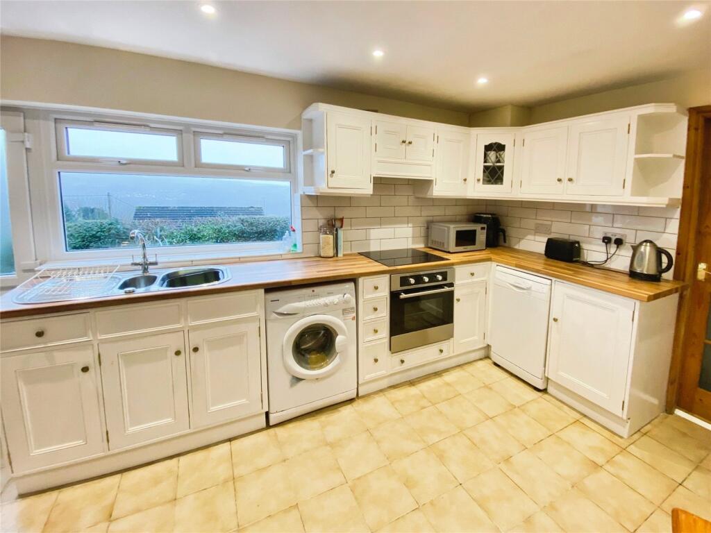 3 bed Semi-Detached