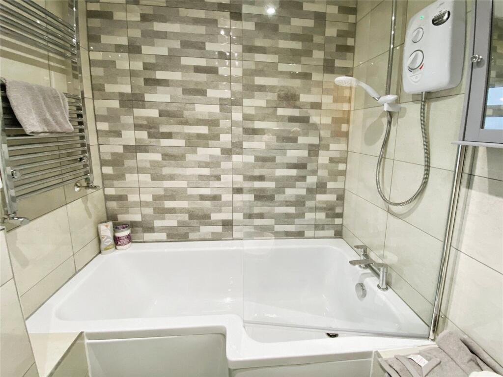 3 bed Semi-Detached