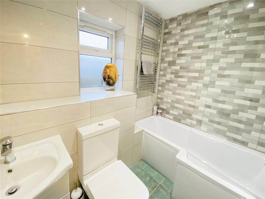 3 bed Semi-Detached