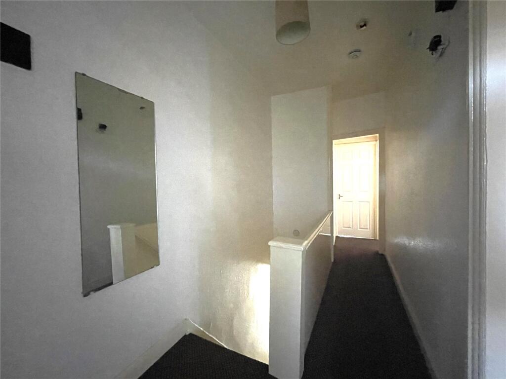 4 bed Terraced