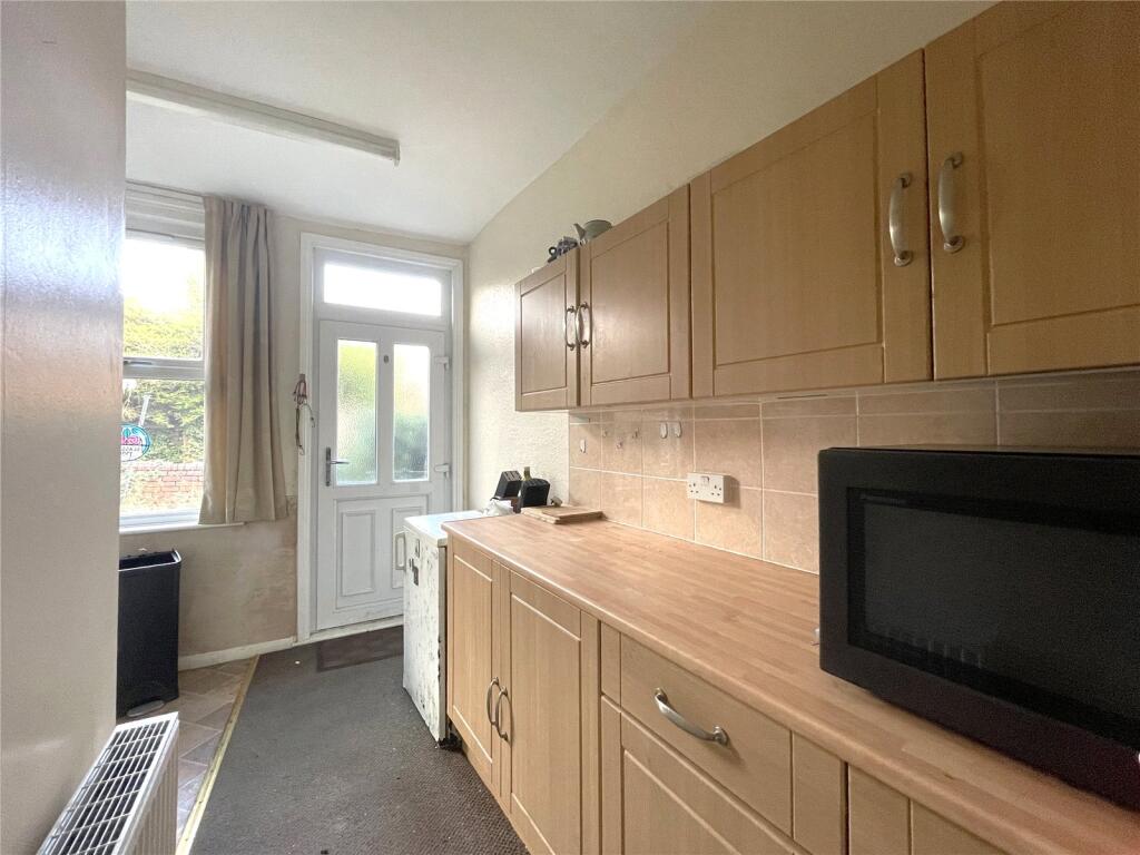 4 bed Terraced
