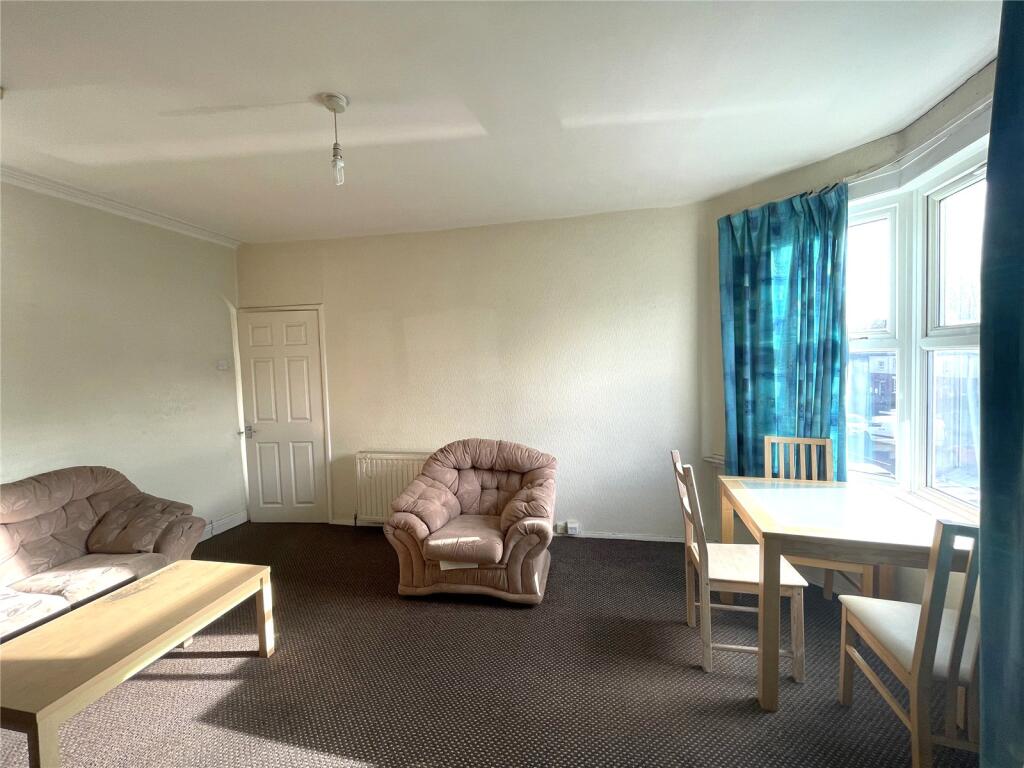 4 bed Terraced