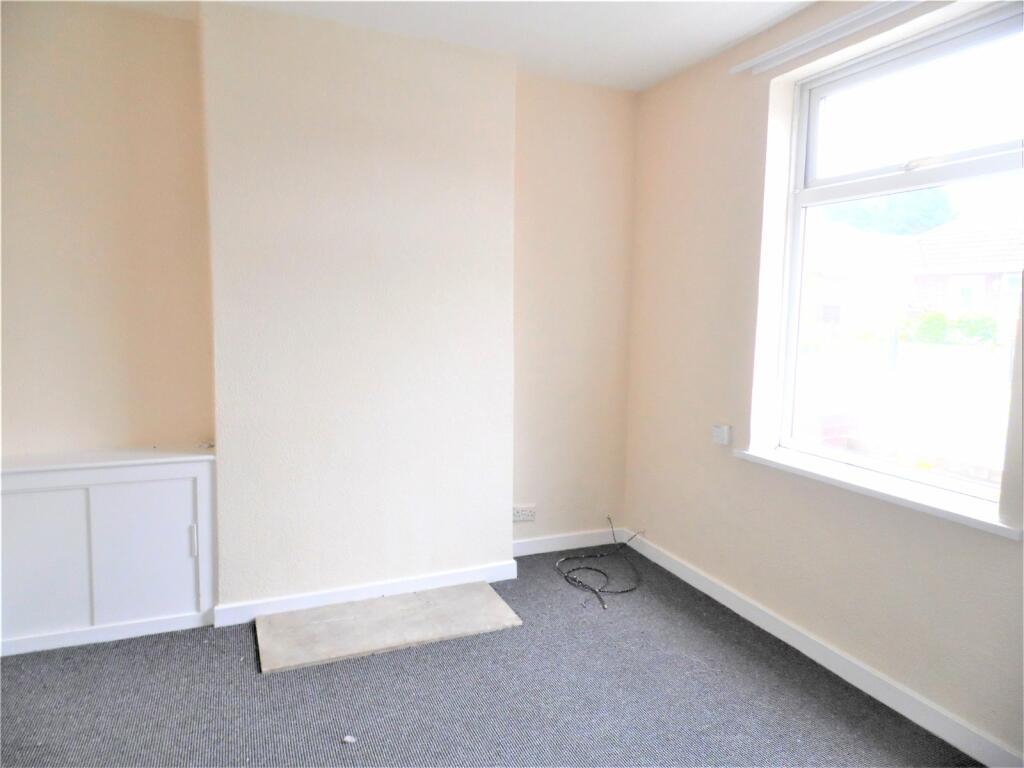 2 bed Semi-Detached