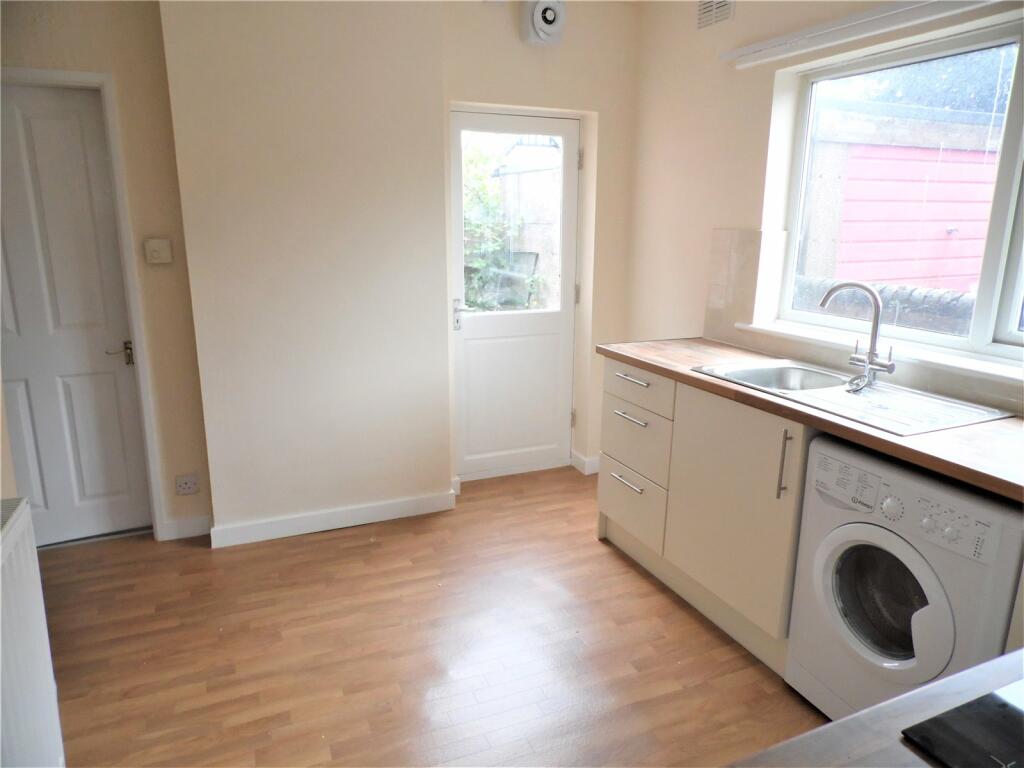 2 bed Semi-Detached