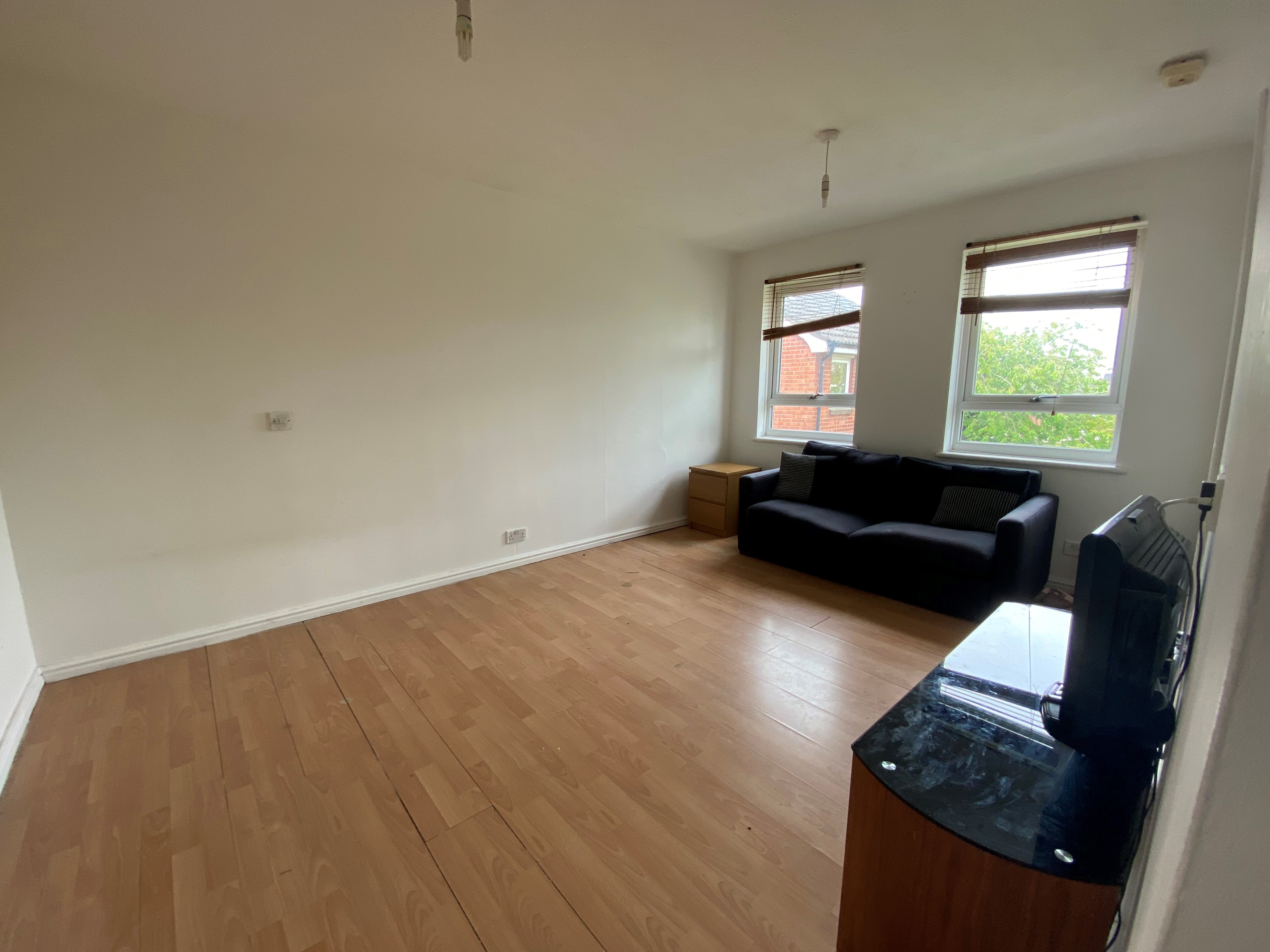 1 bed Apartment