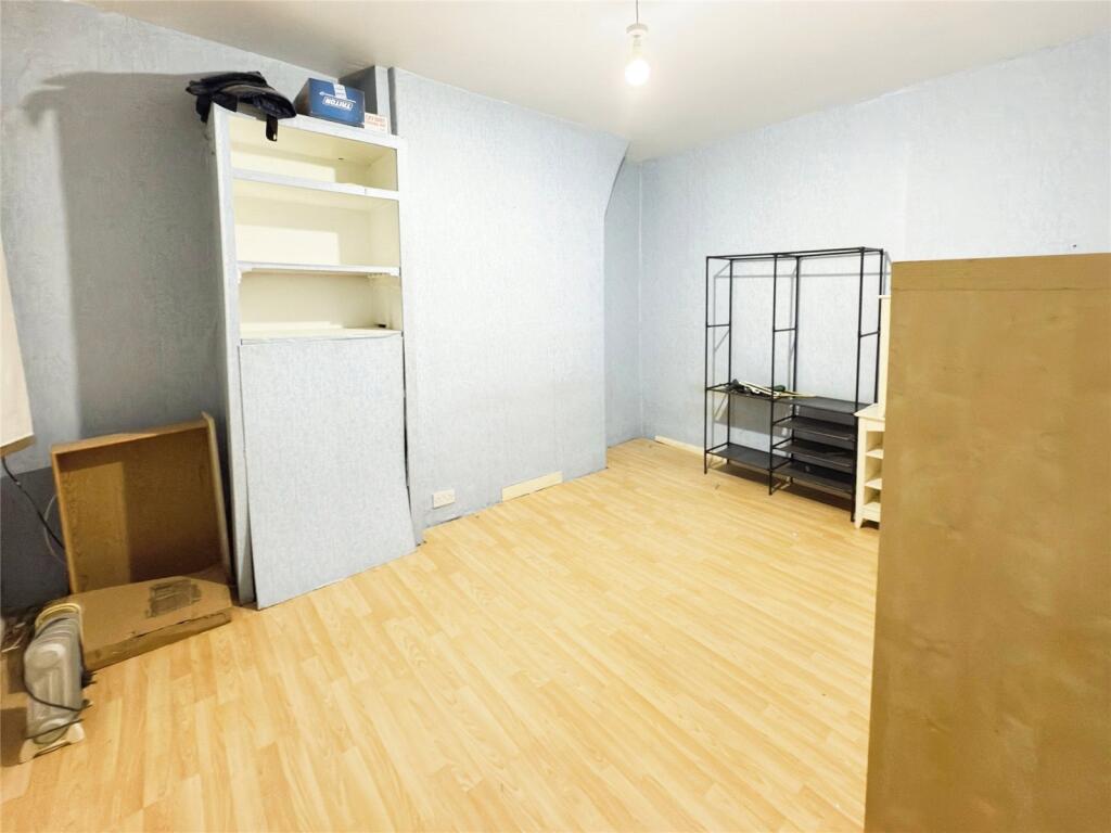 3 bed Terraced