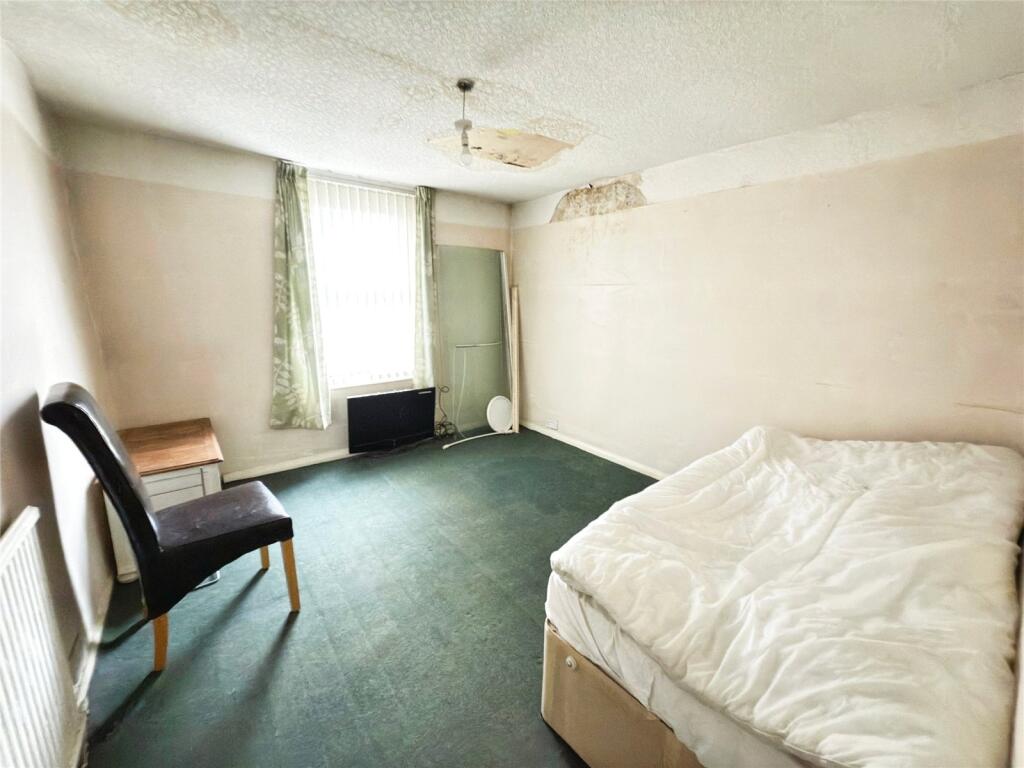 3 bed Terraced